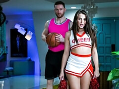 18 jahre, Grosser arsch, Grosse titten, Blasen, Braunhaarige, Hundestellung, Dürr, Jungendliche (18+)