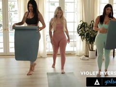 Violet Myers & Carolina Cortez get wild with their yoga teacher Kali Roses