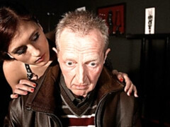 フェラチオ, バック, 服従, 手コキする, オマンコ, 赤毛, 剃毛, ガリガリ