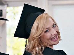 Blasen, Geile alte tussi, Gruppensex, Gruppe, Hardcore, Lecken, Milf, Orgie