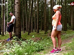 Grosse titten, Blondine, Blasen, Sperma im mund, Spermaladung, Deutsch, Masturbation, Öffentlich