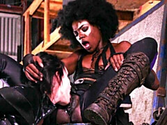 Culo grande, Lesbiana, Lamidas, Lencería, Madres para coger, Coño, Afeitado, Tetas