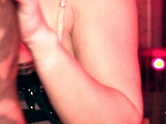 Cul, Lécher le cul, Bisexuelle, Blonde, Sucer une bite, Hard, Piercing, Nénés