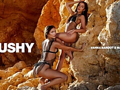 In den arsch, Grosser arsch, Grosser schwanz, Grosse titten, Blasen, Hundestellung, Frau frau mann