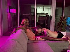 Amateur, Noire, Sucer une bite, Noir ébène, Interracial, Transsexuelle