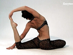 18 años, Amateur, Fetiche, Flexible, Hd, Desnudo, Deporte, Adolescente