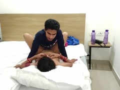 18 ans, Gros cul, Couple, Conversation vulgaire, Hard, Fait maison, Indienne, Rugueux