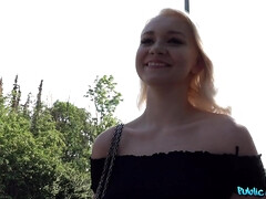 Culo, Rubia, Mamada, Corridas, Europeo, Al aire libre, Público, Adolescente