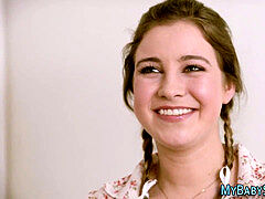 18 jahre, Kinderhüterin, Blasen, Braunhaarige, Handjob, Jungendliche (18+)