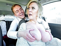 Grosse titten, Blasen, Fetisch, Hd, Reif, Schwestern, Taboo, Flotter dreier