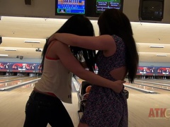 Большие сиськи, Черные, Подружка, От первого лица, На публике, Киски, Стриптизерша, Сиськи