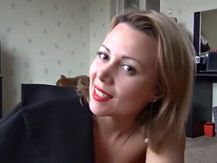 Lieveling, Bruinharig, Aangekleed, Masturbatie, Rijpe lesbienne, Moeder die ik wil neuken, Russisch, Alleen