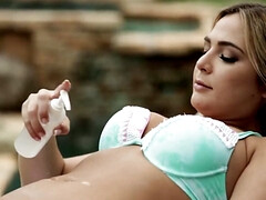 Tetas grandes, Bikini, Rubia, Lesbiana, Tetas naturales, Al aire libre, Coño, Tetas