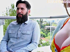 Lieveling, Grote mammen, Blond, Pijpbeurt, Hardcore, Likken, Tepels, Softcore pornografie