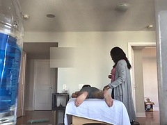 Asiatique, Gros seins, Noir ébène, Branlette thaïlandaise, Massage, Mère que j'aimerais baiser, Nénés, Voyeur