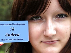 Culo grande, Verga grande, Mamada, Estilo perrito, Tetas naturales, Al aire libre, Cabello corto, Adolescente