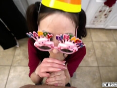 18 años, Tetas grandes, Morena, Polla, Pajear, Hd, Nalgadas, Adolescente