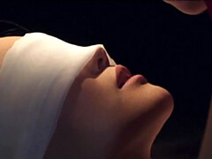 指いじり, キス, レズビアン, なめる, オナニー, オマンコ, 剃毛, ストリッピング