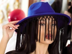 Жопа, Минет, Брюнетки, Собачьи, Ласковые ручки, Милф, Стриптизерша, Сиськи