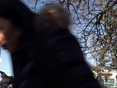 Grosse bite, Gros seins, Sucer une bite, Gorge profonde, En levrette, De plein air, Pov, Public