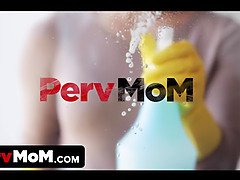 Culo grande, Tetas grandes, Mamada, Morena, Lamidas, Coño, Afeitado, Madrastra