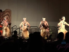 Pijpbeurt, Bruinharig, Vriendin, Handbeurt, Latijnse vrouw, Gezichtspunt, Zwanger, Tieten likken