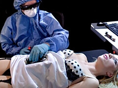 Grosser arsch, Grosser schwanz, Blondine, Blasen, Arzt, Rasiert, Dürr, Jungendliche (18+)