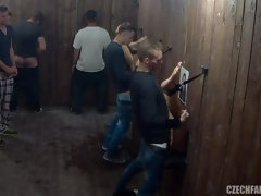 Blasen, Hundestellung, Gruppe, Handjob, Hardcore, Rasiert, Jungendliche (18+), Titten