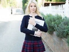 Gros seins, Doigter, Léchez, Lingerie, Masturbation, Mère que j'aimerais baiser, Rasée, Dénudage