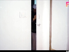 ぽっちゃり, フェラチオ, 巨乳な, フェティッシュ, 手コキする, ハードコア, インド人, 淫乱熟女