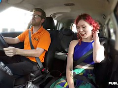 美女, 車, 中出し, 公共, 現実, 赤毛, 馬乗り, 剃毛