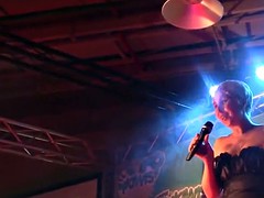 Grosse titten, Blondine, Milf, Spanisch