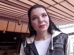 Grosser schwanz, Blasen, Vollbusig, Spermaladung, Aufs gesicht abspritzen, Natürlichen titten, Jungendliche (18+), Titten