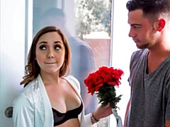 Gros cul, Grosse bite, Sucer une bite, Brunette brune, En levrette