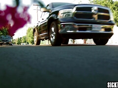 Aziatisch, Lesbisch, Likken, Masturbatie, Pornster, Taboe, Tatoeage, Tieten likken