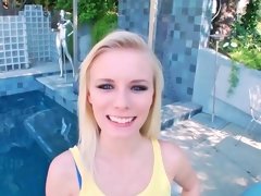 Amateur, Rubia