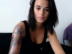 Amateur, Sucer une bite, Brunette brune, Masturbation, Solo, Jouets, Webcam